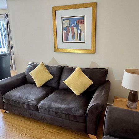 Castle Gait, First Floor Apartment Paisley Exterior foto