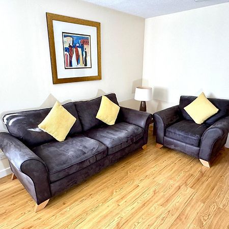 Castle Gait, First Floor Apartment Paisley Exterior foto