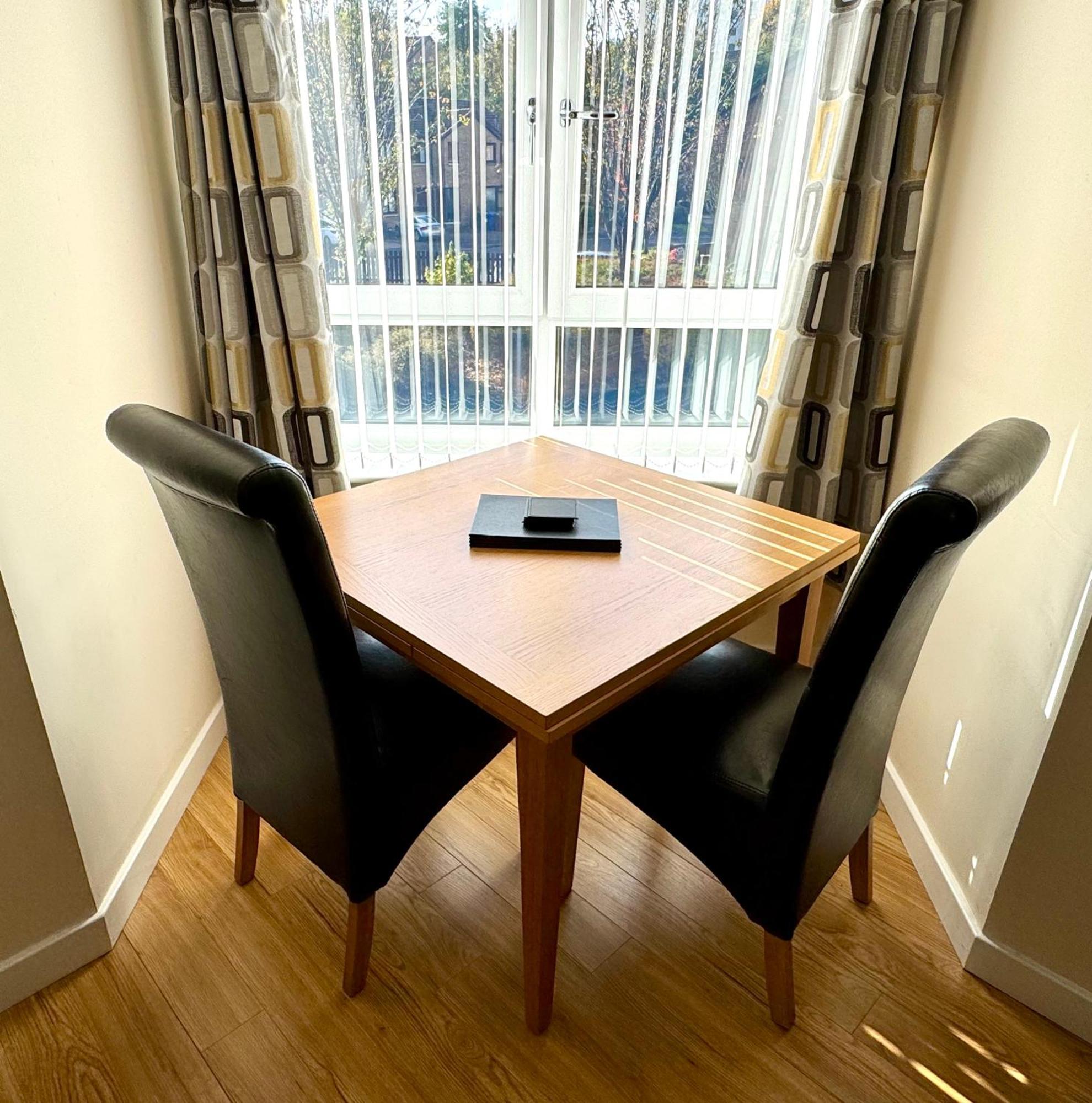 Castle Gait, First Floor Apartment Paisley Exterior foto